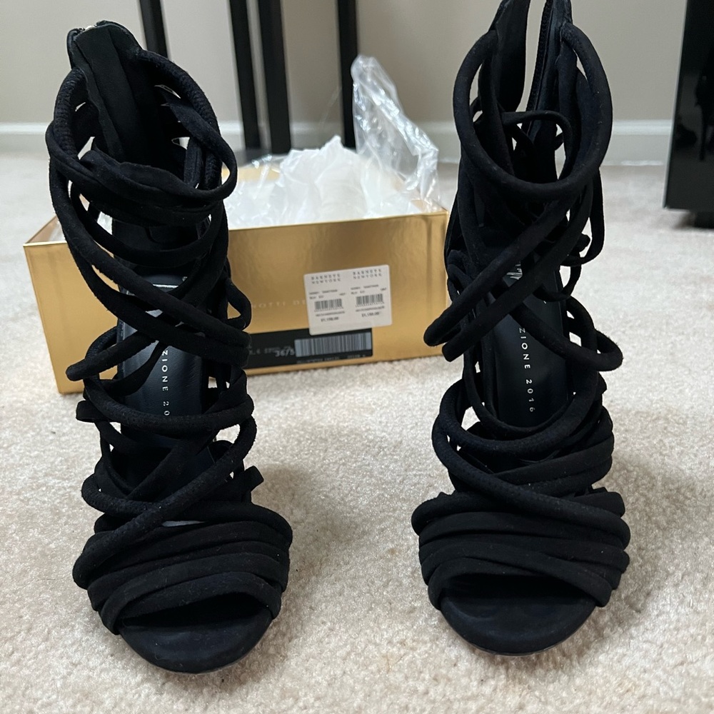 Womens Giuseppe Zonoti shoes in size 36.5
